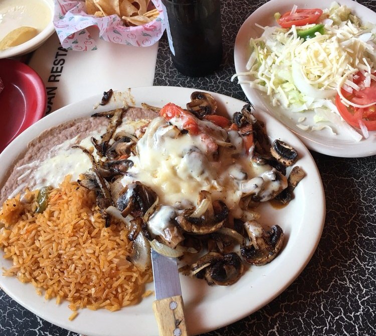 El Tequila Mexican Restaurant fajitas and margarita