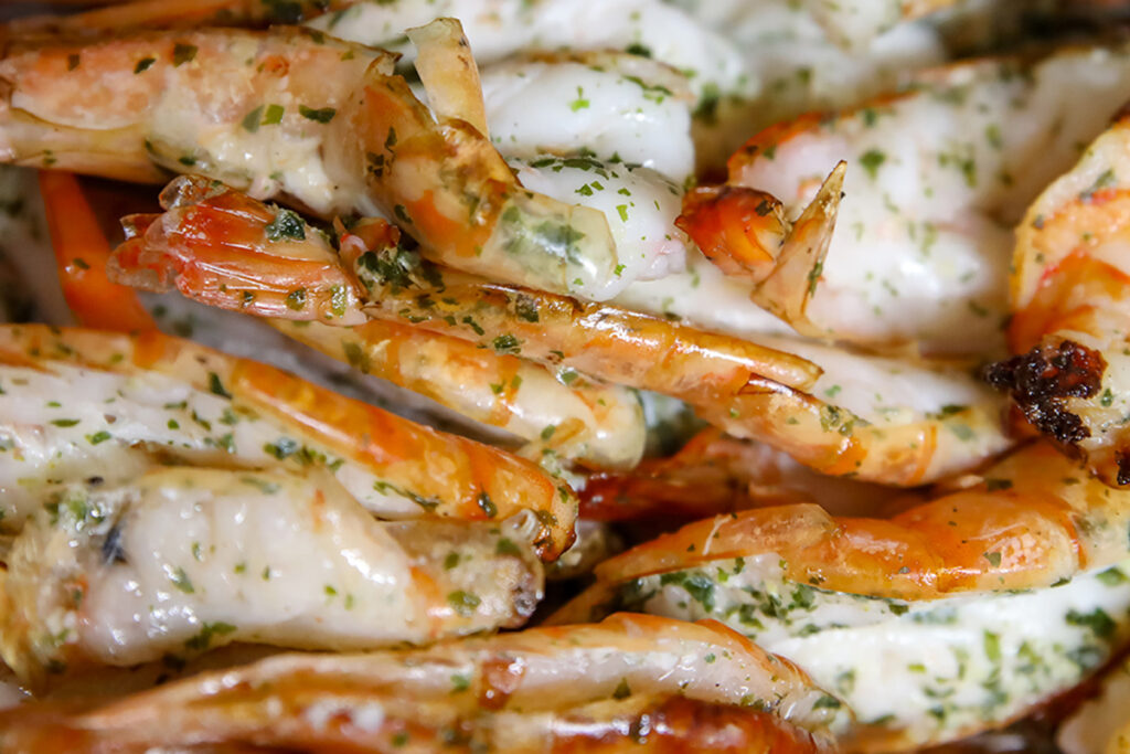 Twisted Anchor patio dining with lake view